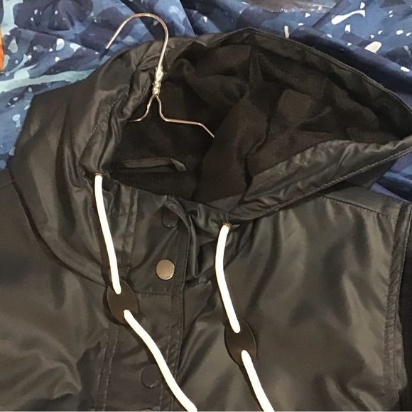 Chillax small ladies rain jacket new with tags - Picture 4 of 7